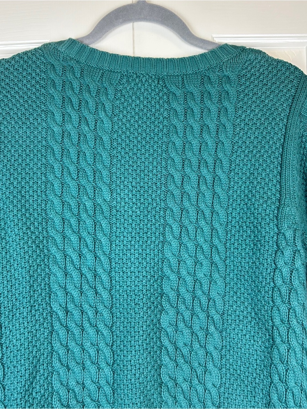 L.L. bean Cable Knit Sweater - Picture 11 of 14
